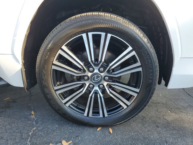 2025 Lexus LX 600 Luxury