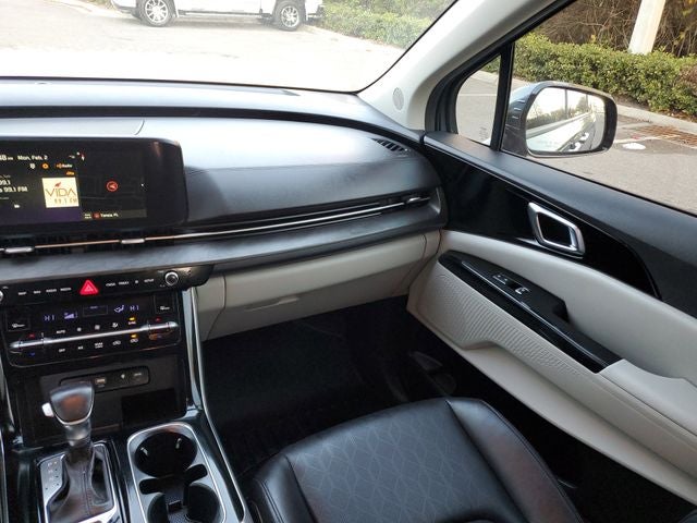 2023 Kia Carnival SX