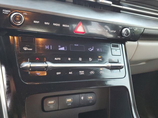 2023 Kia Carnival SX