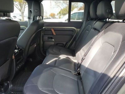 2023 Land Rover Defender X-Dynamic SE