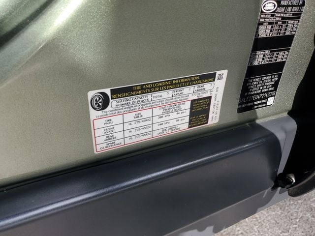 2023 Land Rover Defender X-Dynamic SE