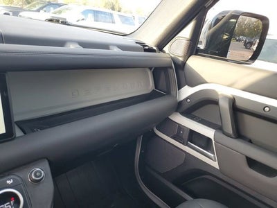 2024 Land Rover Defender 110 P400 S