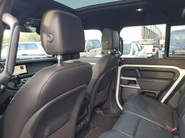 2024 Land Rover Defender 110 P400 S