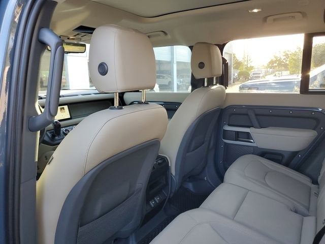 2024 Land Rover Defender S