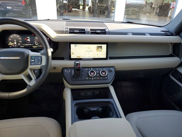 2024 Land Rover Defender S