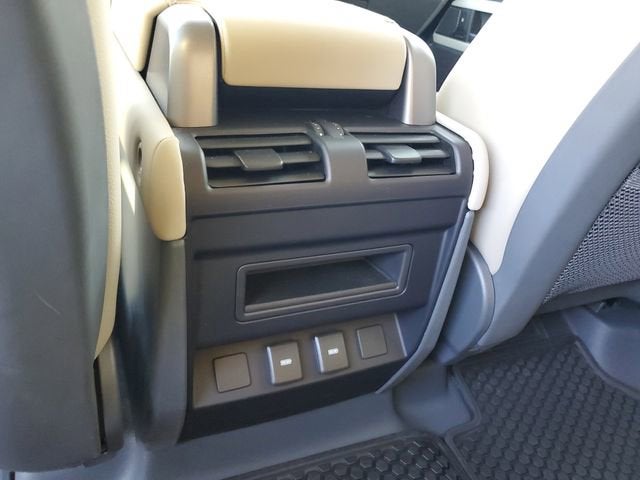 2024 Land Rover Defender S