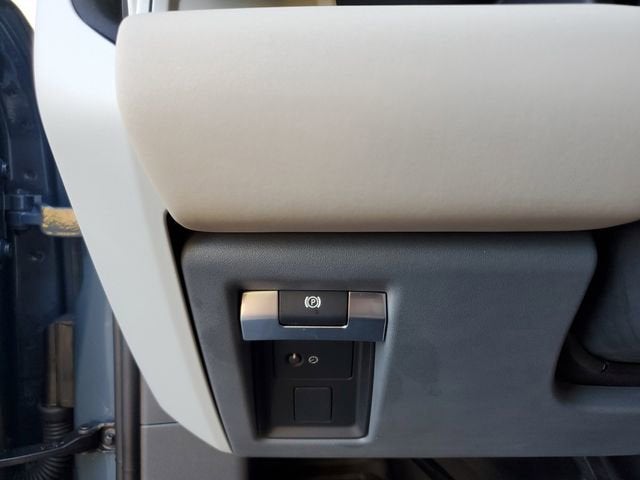 2024 Land Rover Defender S