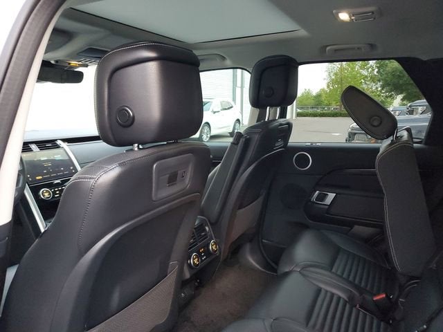 2024 Land Rover Discovery S