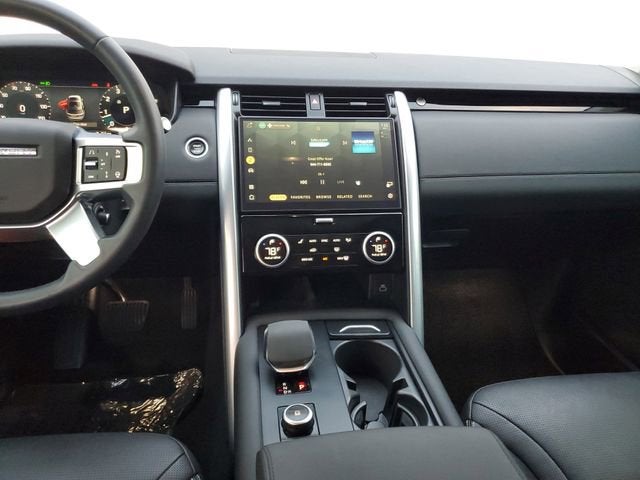 2024 Land Rover Discovery S