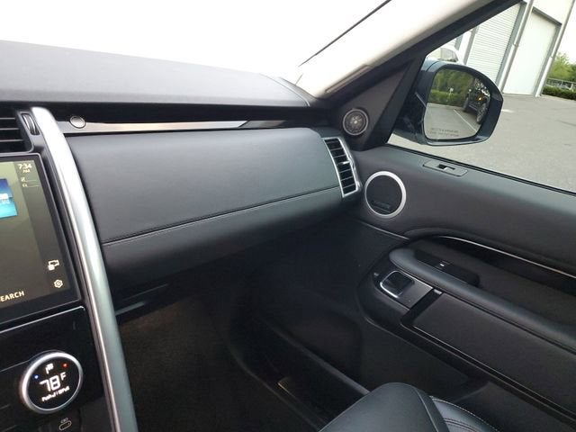 2024 Land Rover Discovery S