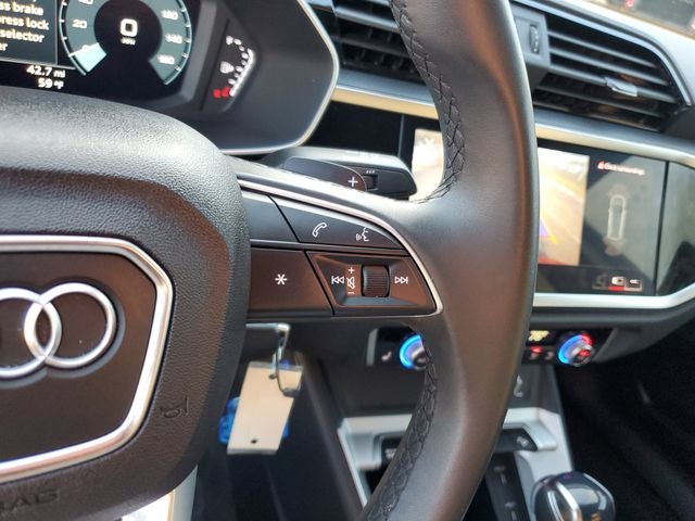 2025 Audi Q3 S line Premium