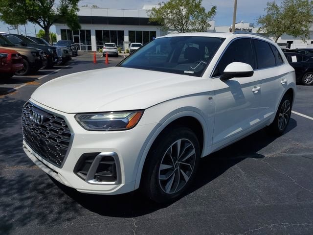 2022 Audi Q5 S line Premium Plus