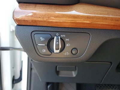 2022 Audi Q5 S line Premium Plus