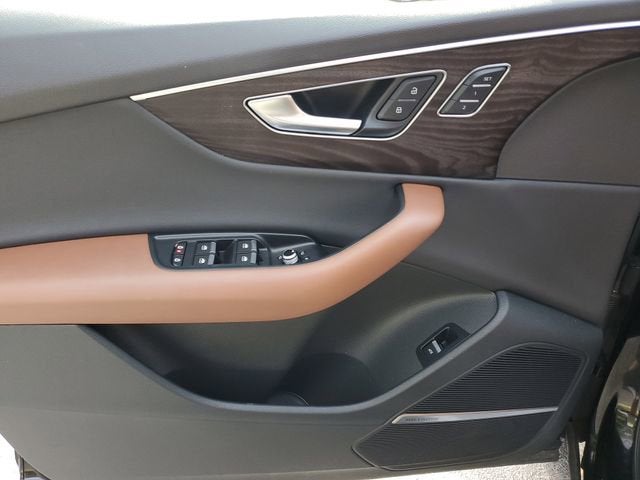 2021 Audi Q7 Premium Plus