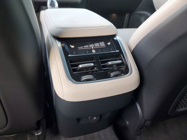 2025 Volvo XC90 Ultra