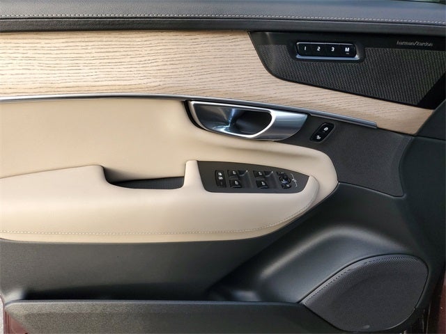 2025 Volvo XC90 Ultra