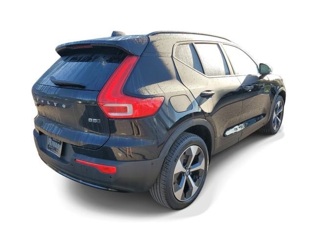 2026 Volvo XC40 Plus