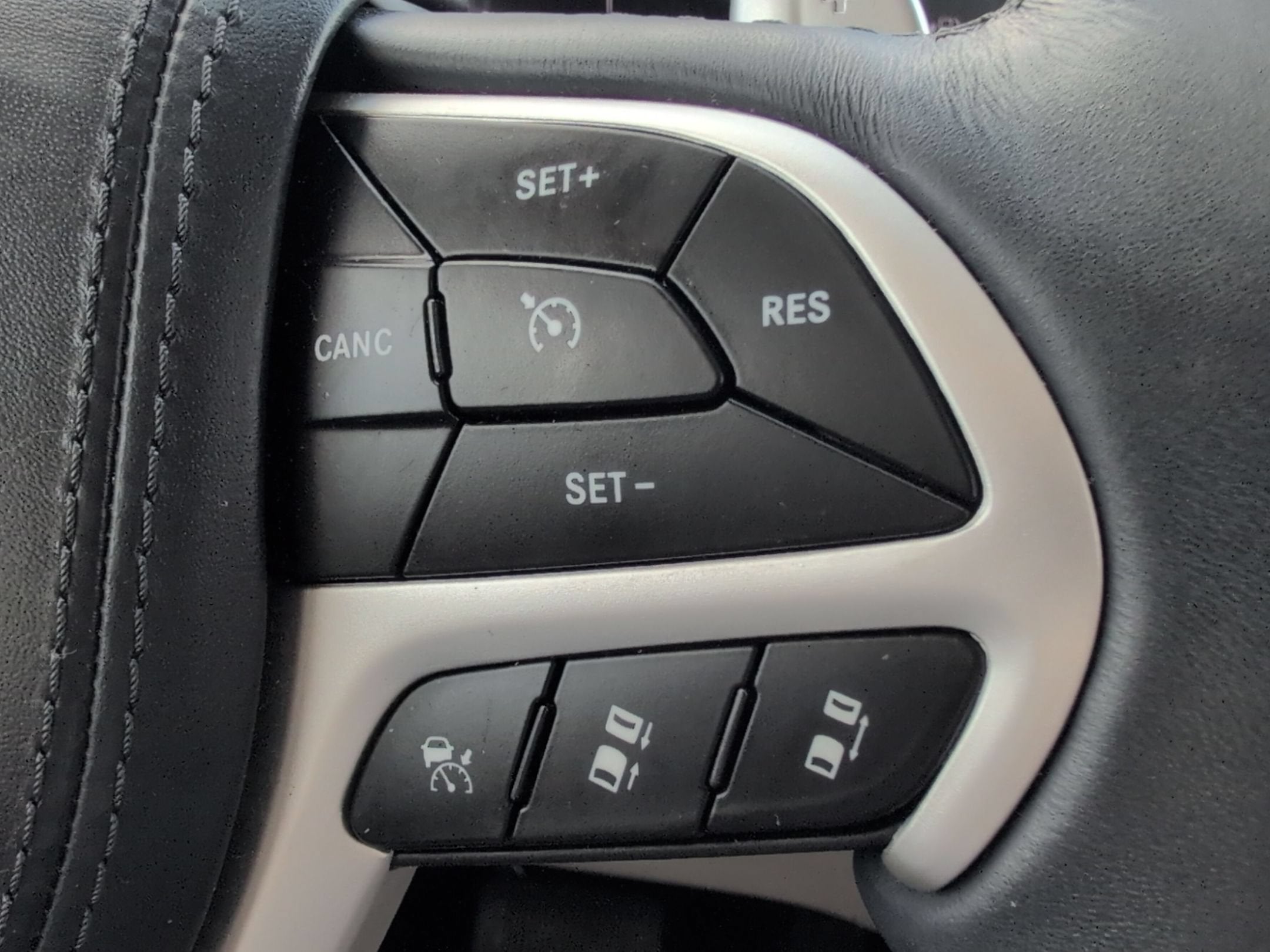 2019 Jeep Grand Cherokee Summit