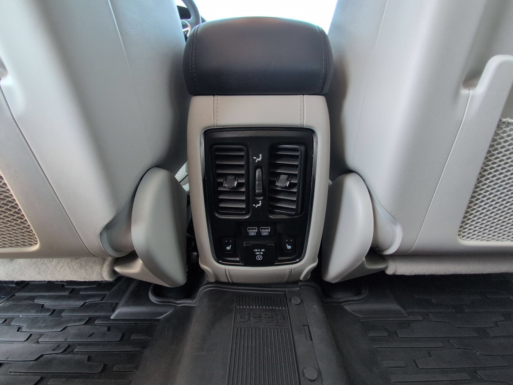 2019 Jeep Grand Cherokee Summit
