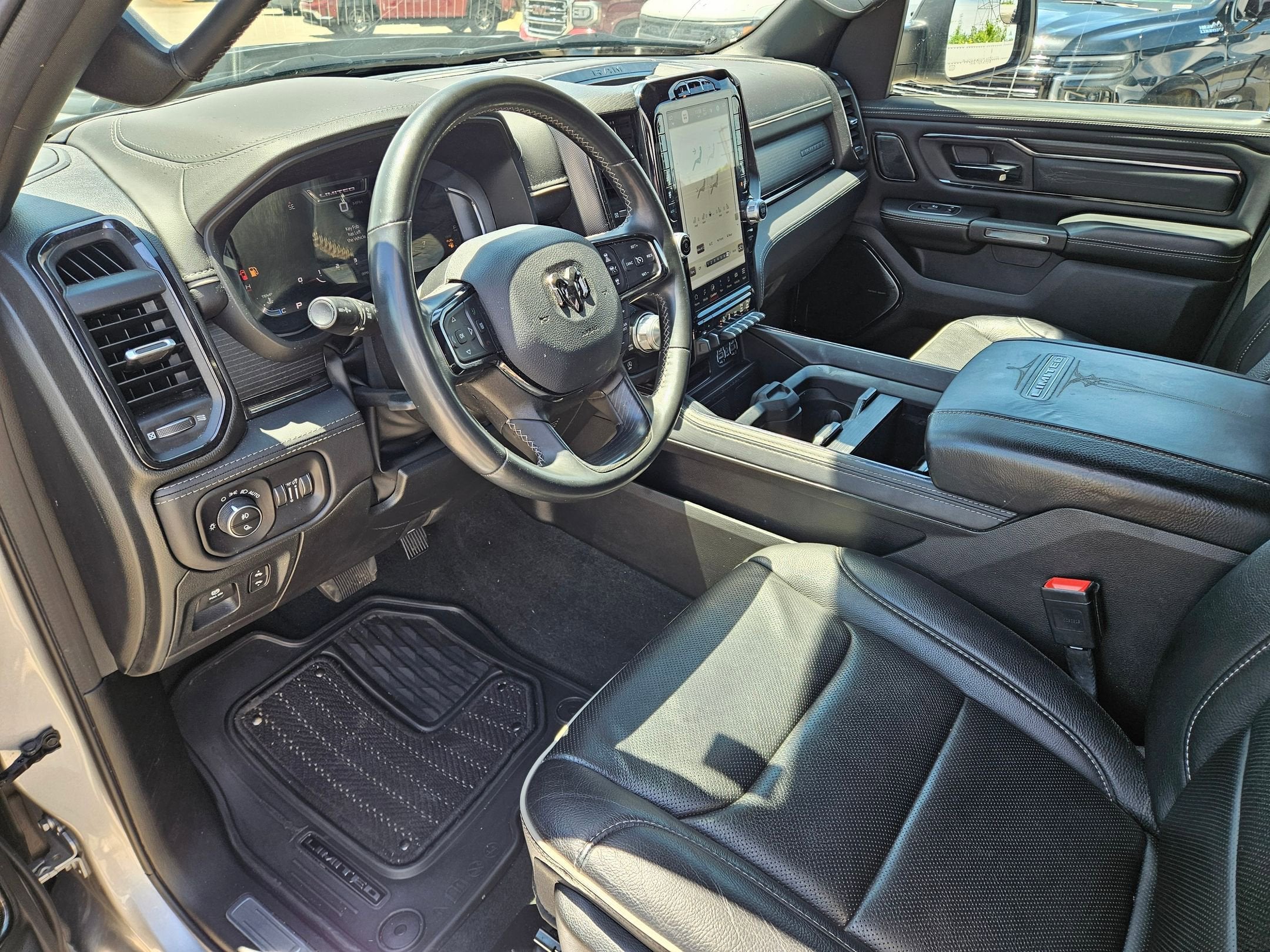 2023 RAM 1500 Limited Crew Cab 4x4 5'7" Box