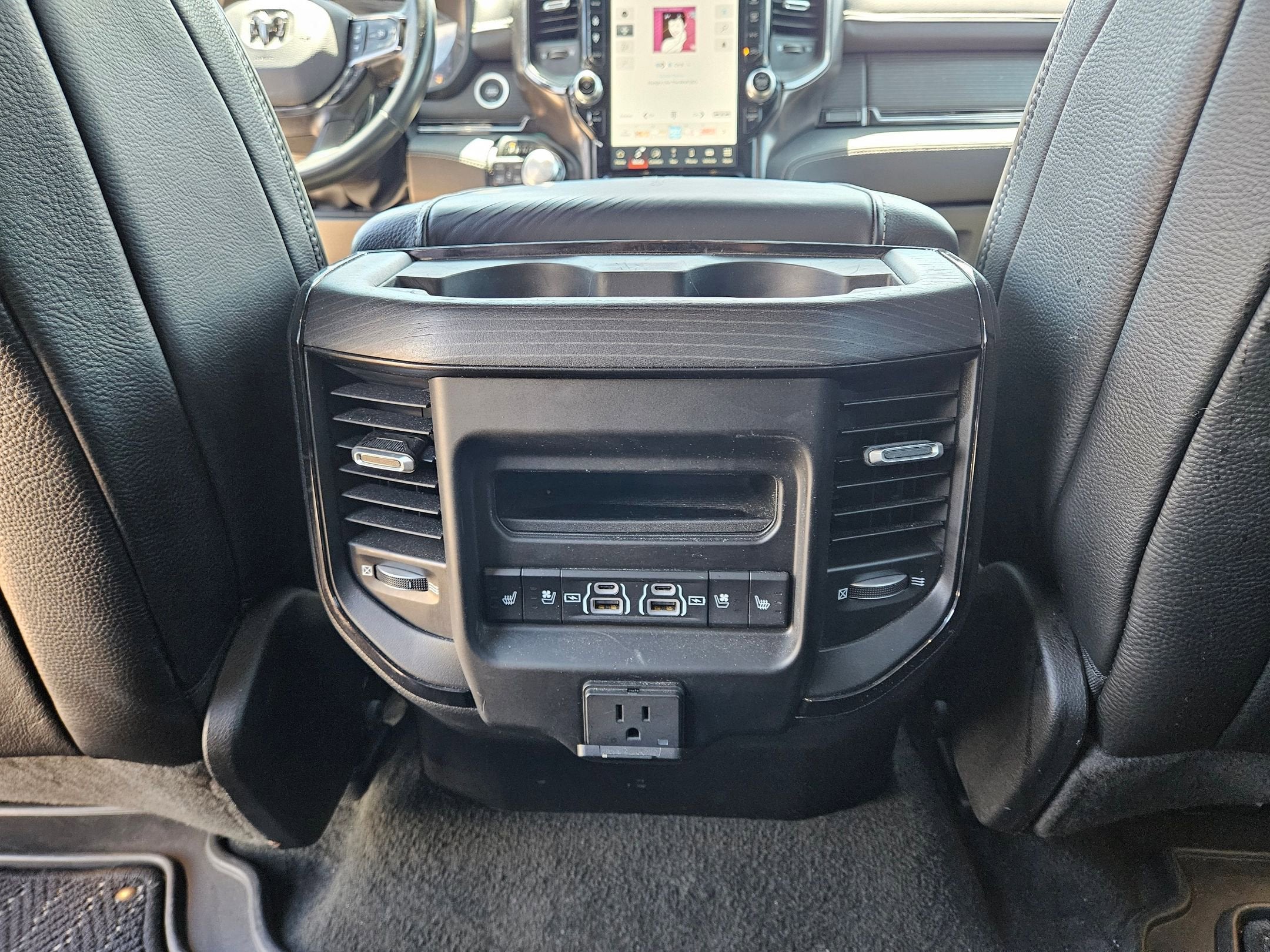 2023 RAM 1500 Limited Crew Cab 4x4 5'7" Box