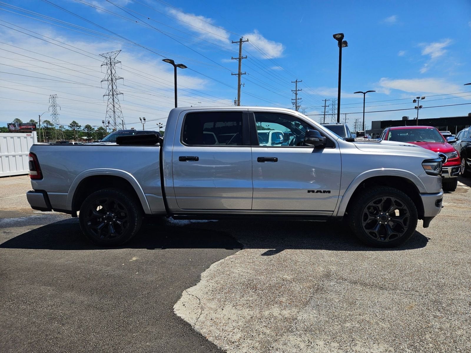 2023 RAM 1500 Limited Crew Cab 4x4 5'7" Box