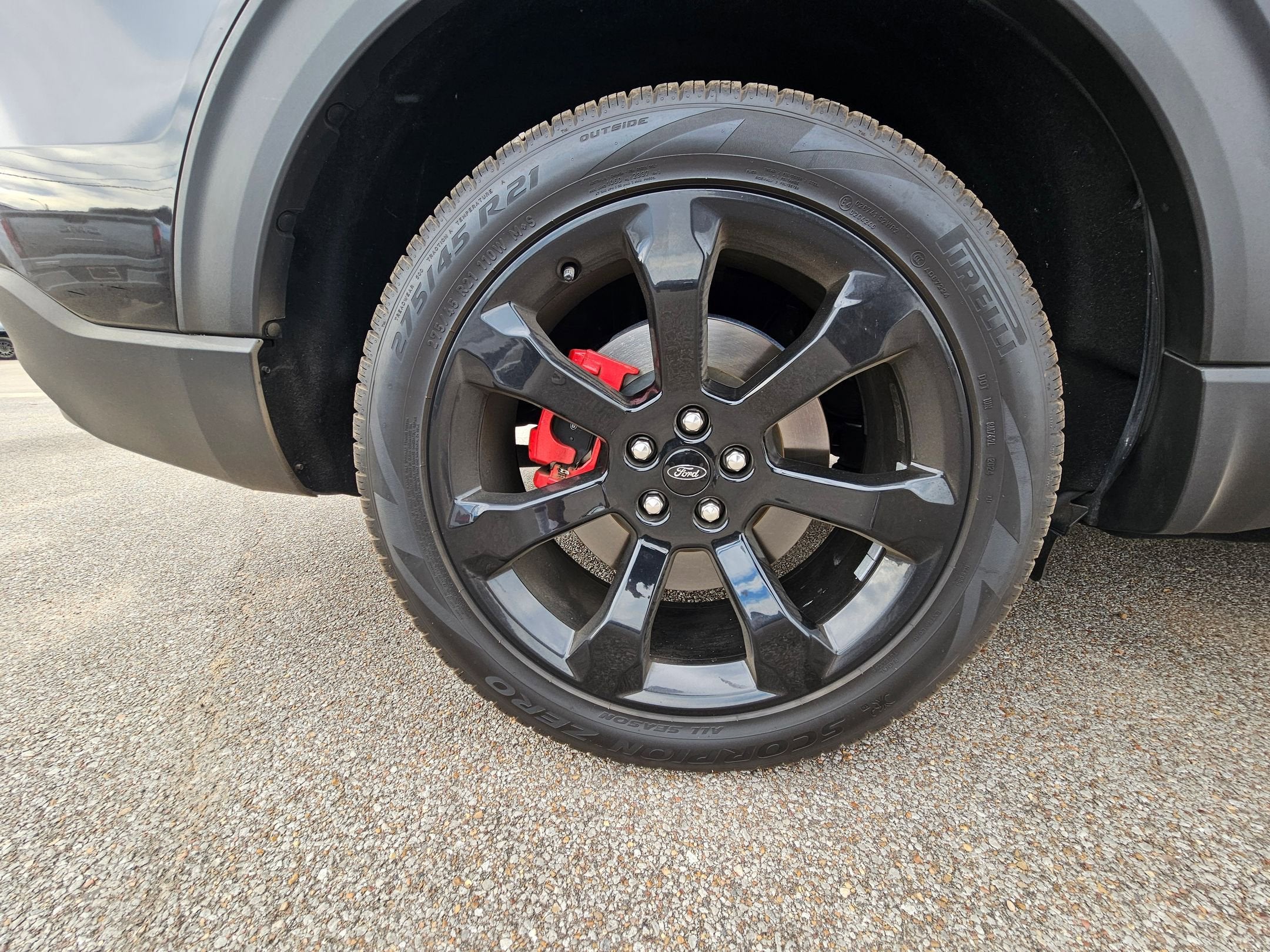 2023 Ford Explorer ST