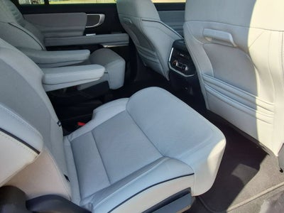 2025 Ford Expedition Platinum MAX