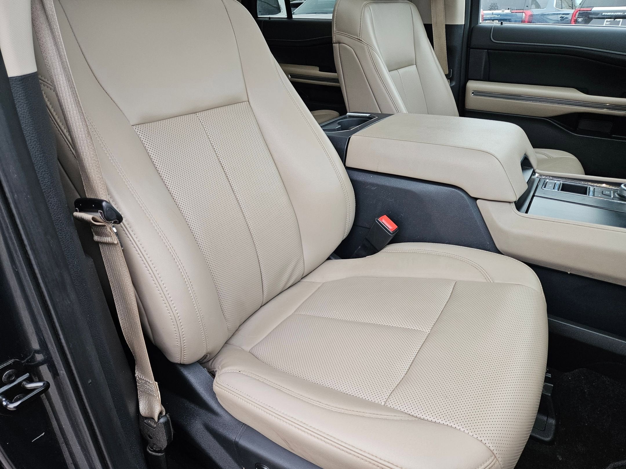 2023 Ford Expedition XLT