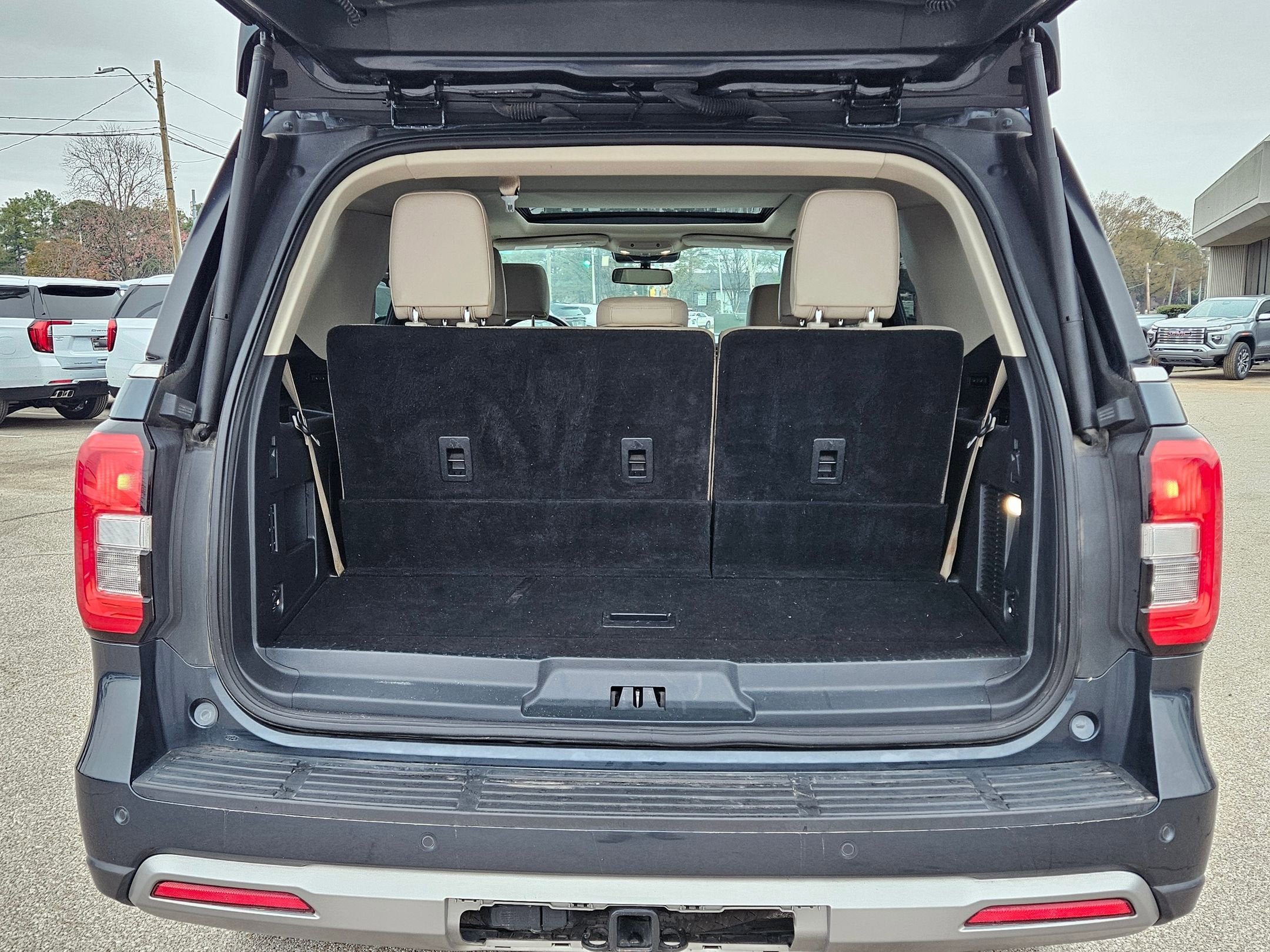 2023 Ford Expedition XLT