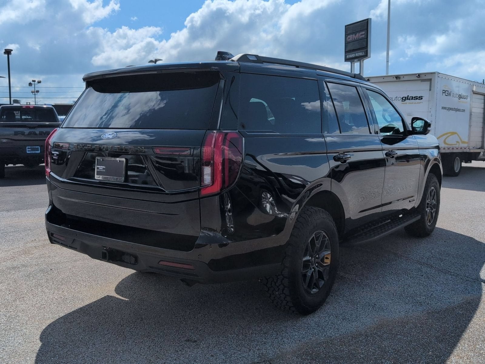 2026 Ford Expedition Tremor