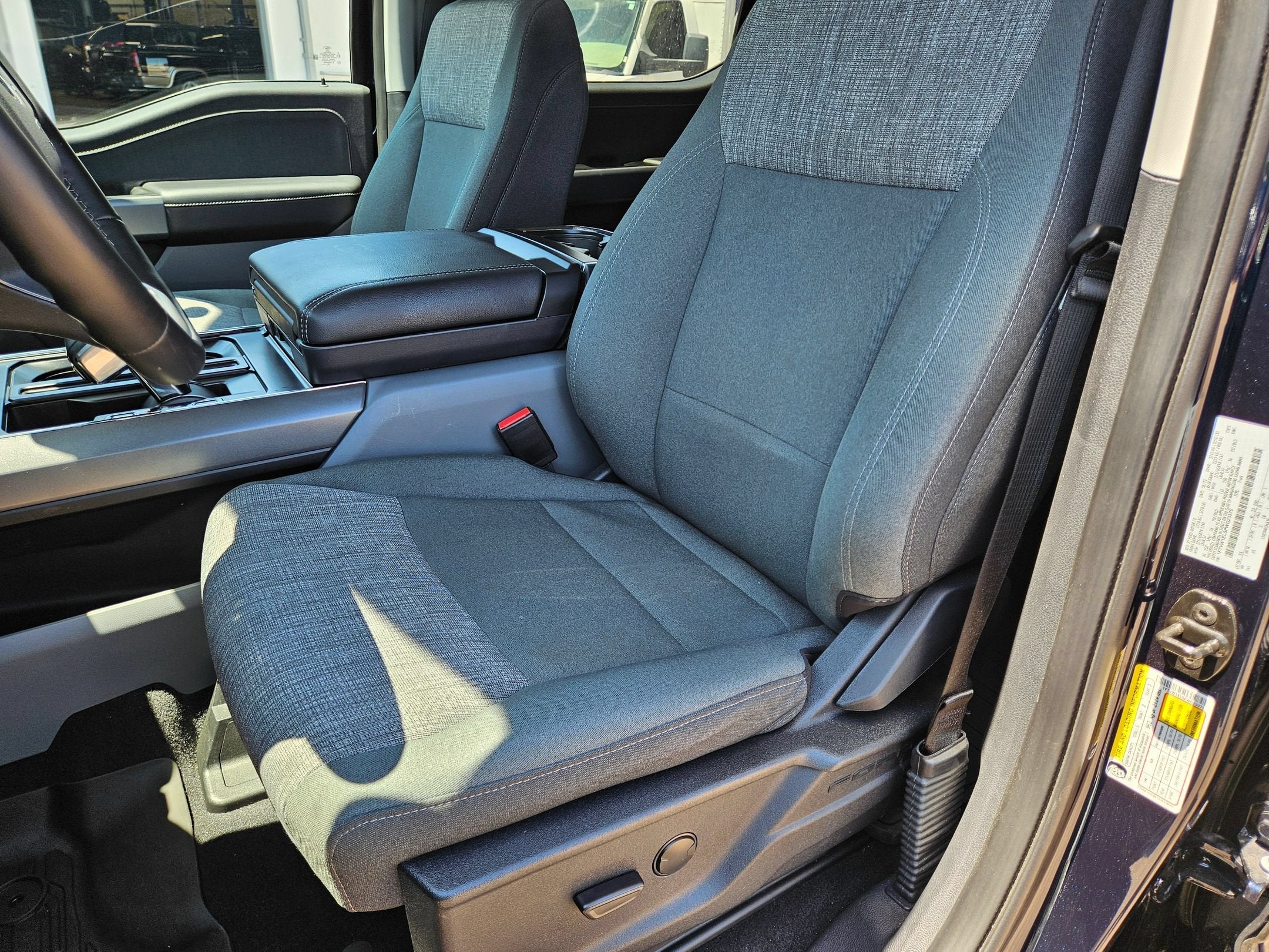 2023 Ford F-150 Lightning XLT