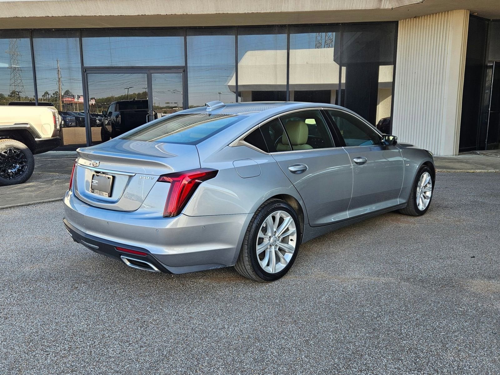 2025 Cadillac CT5 Premium Luxury