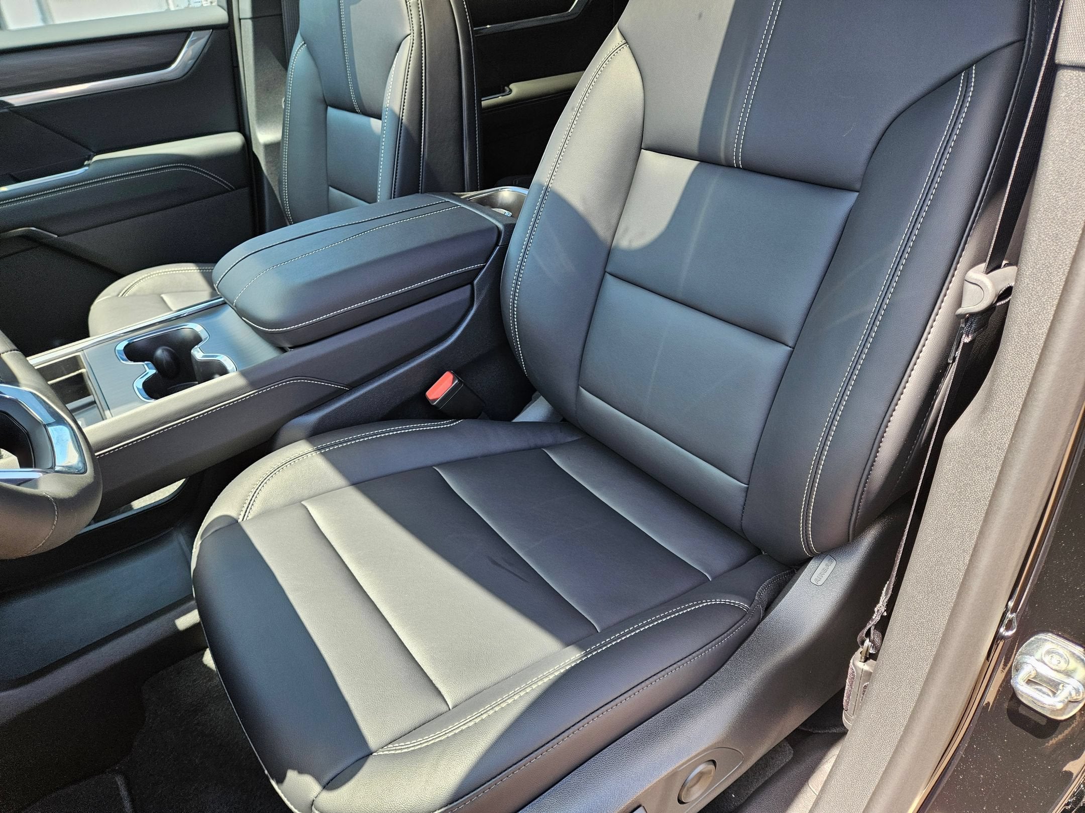 2026 GMC Acadia Elevation - Photo 22