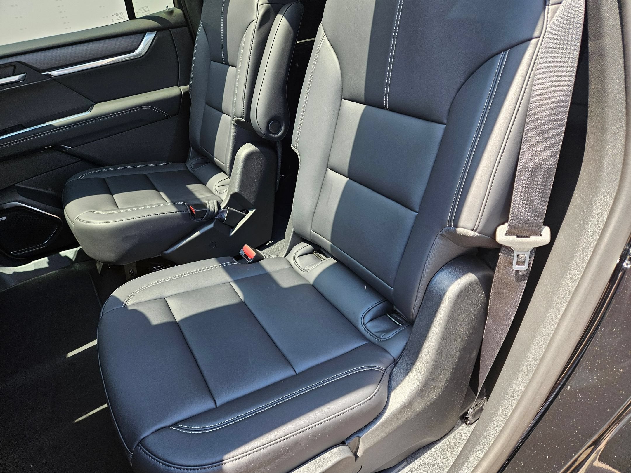 2026 GMC Acadia Elevation - Photo 29