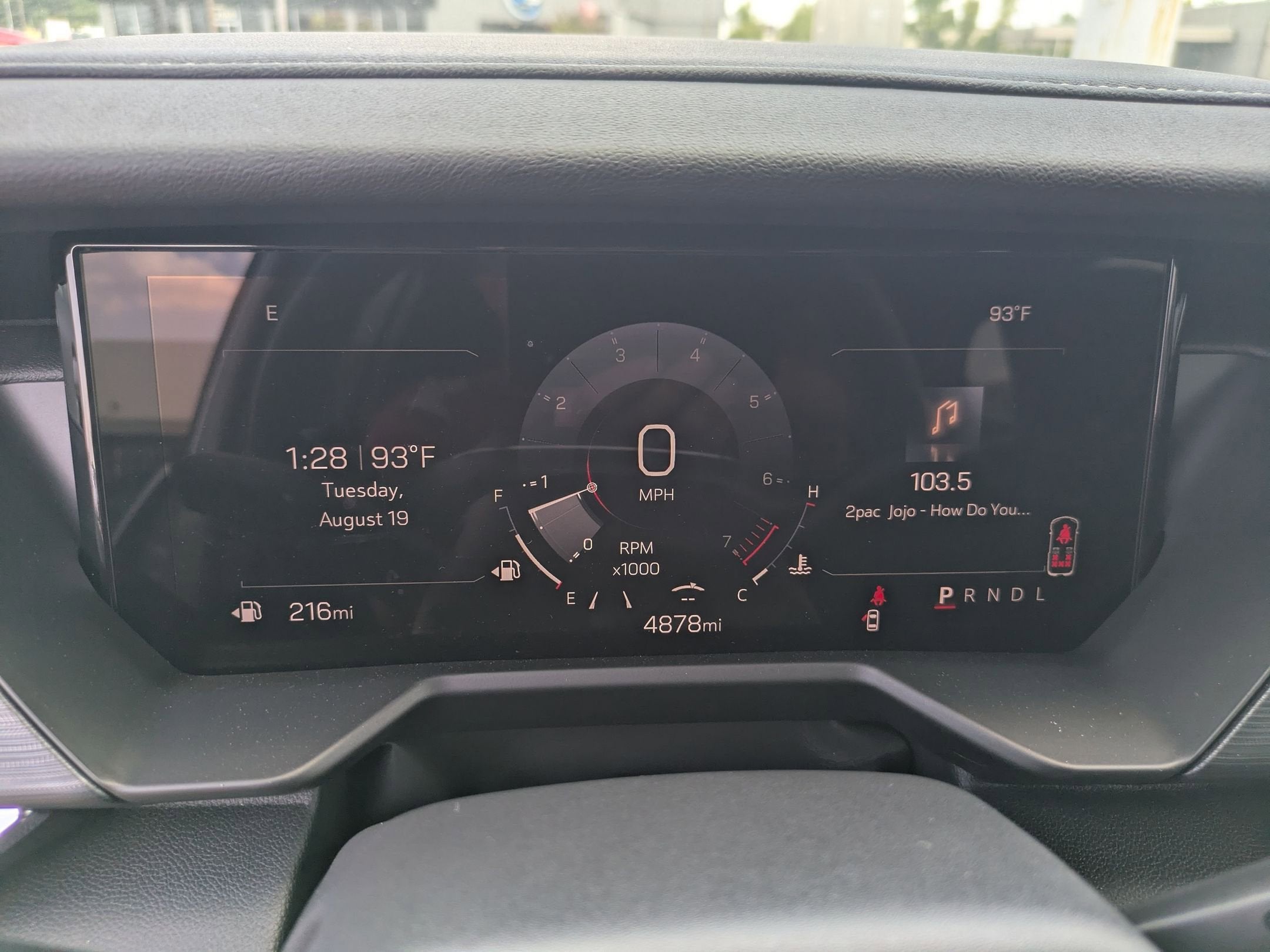 2025 GMC Acadia Elevation