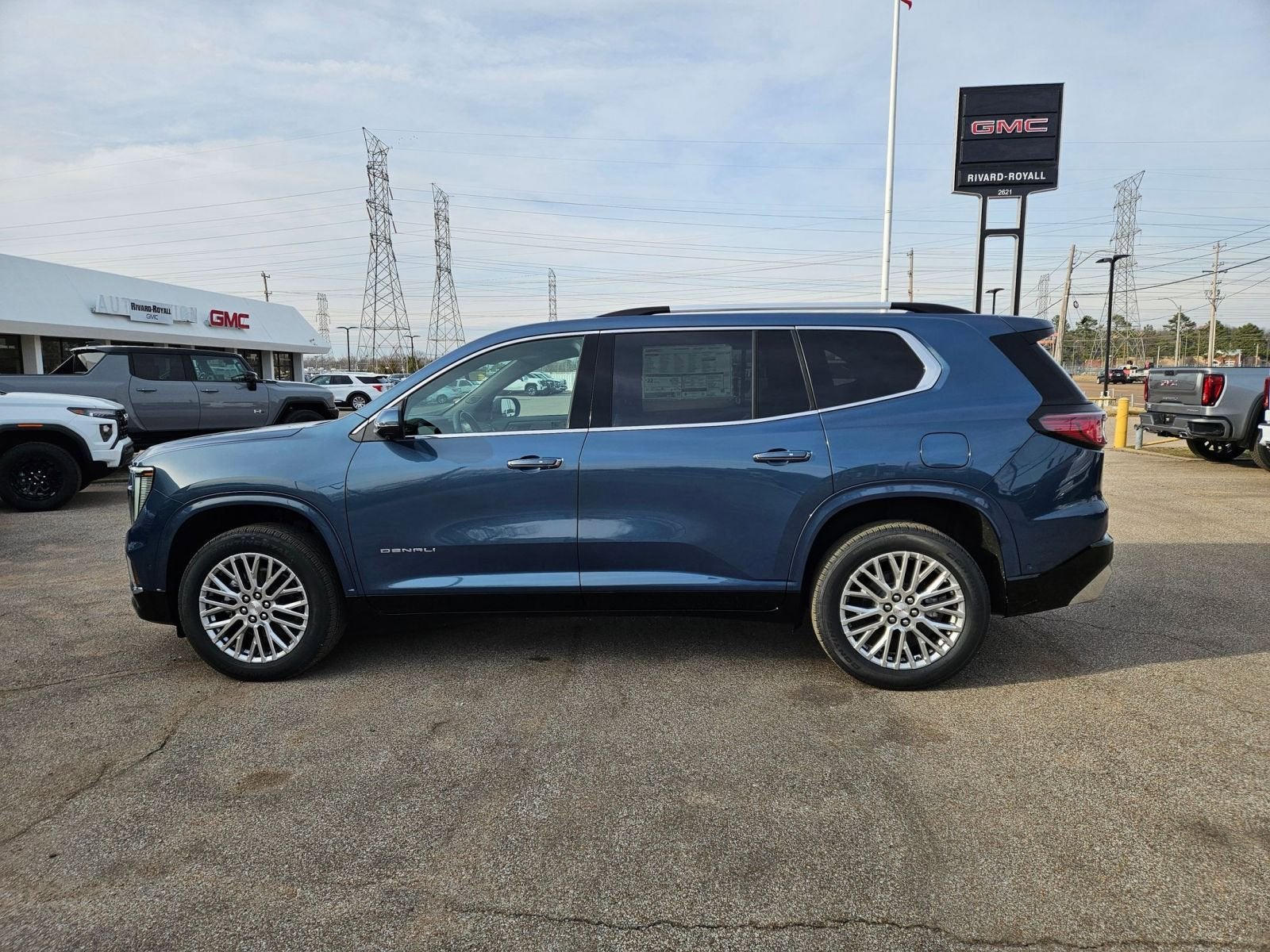 2026 GMC Acadia Denali