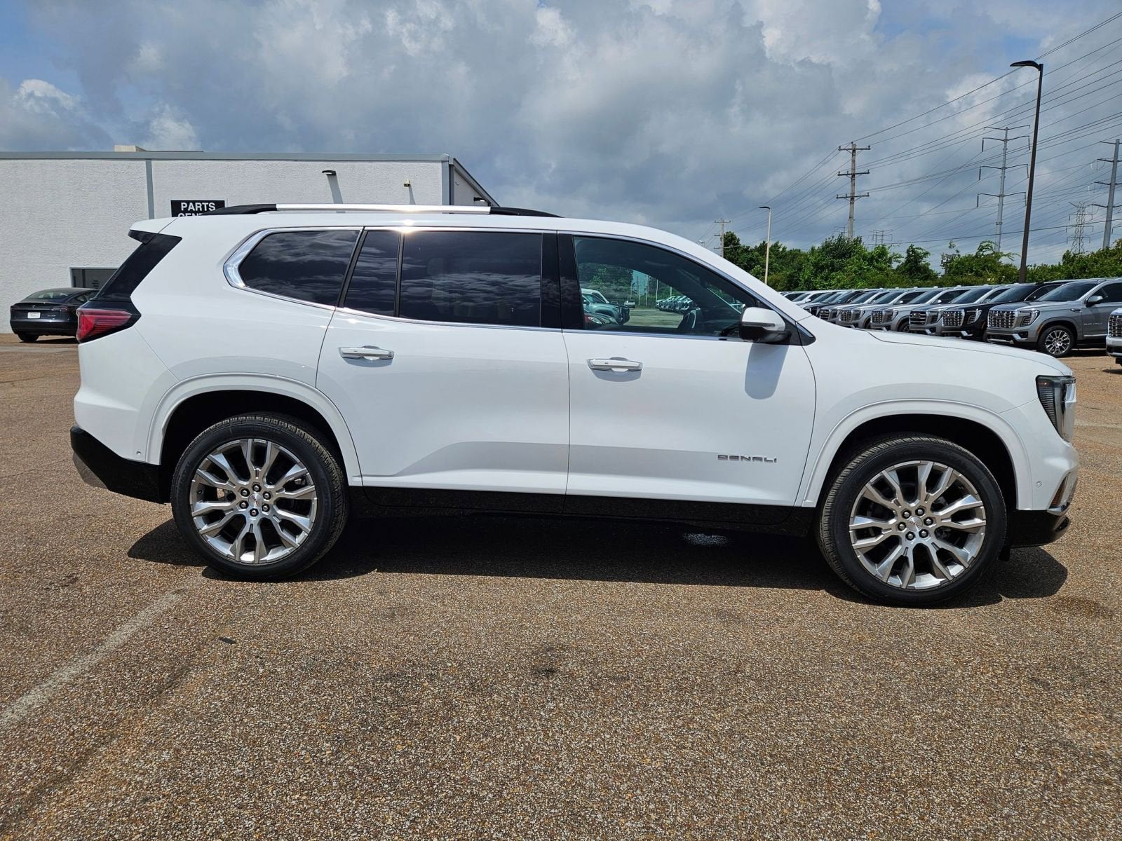 2026 GMC Acadia Denali