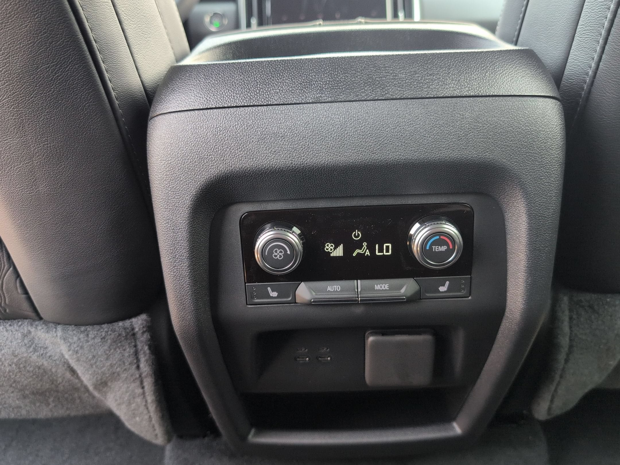 2027 GMC Acadia Denali Ultimate