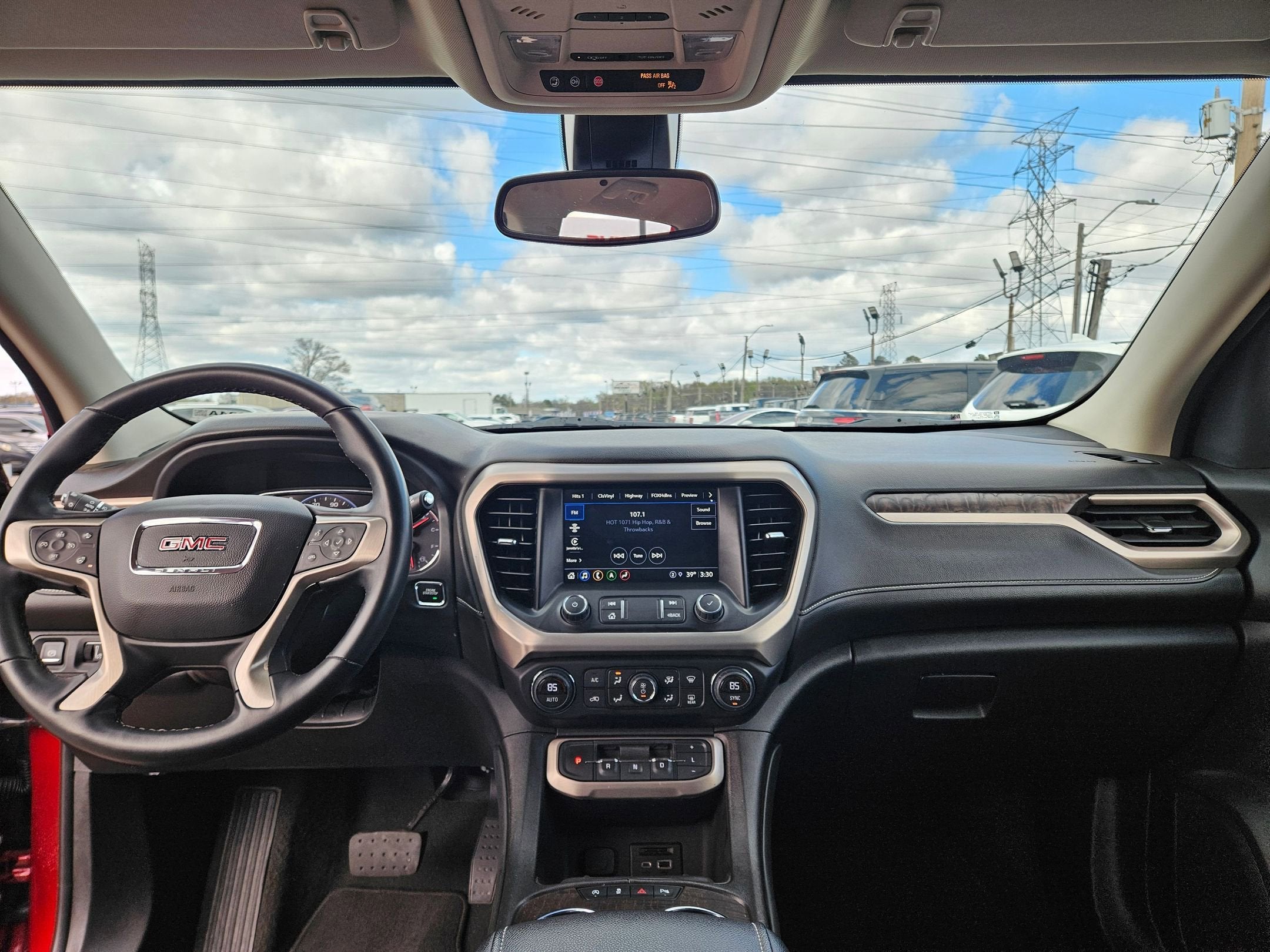 2023 GMC Acadia Denali