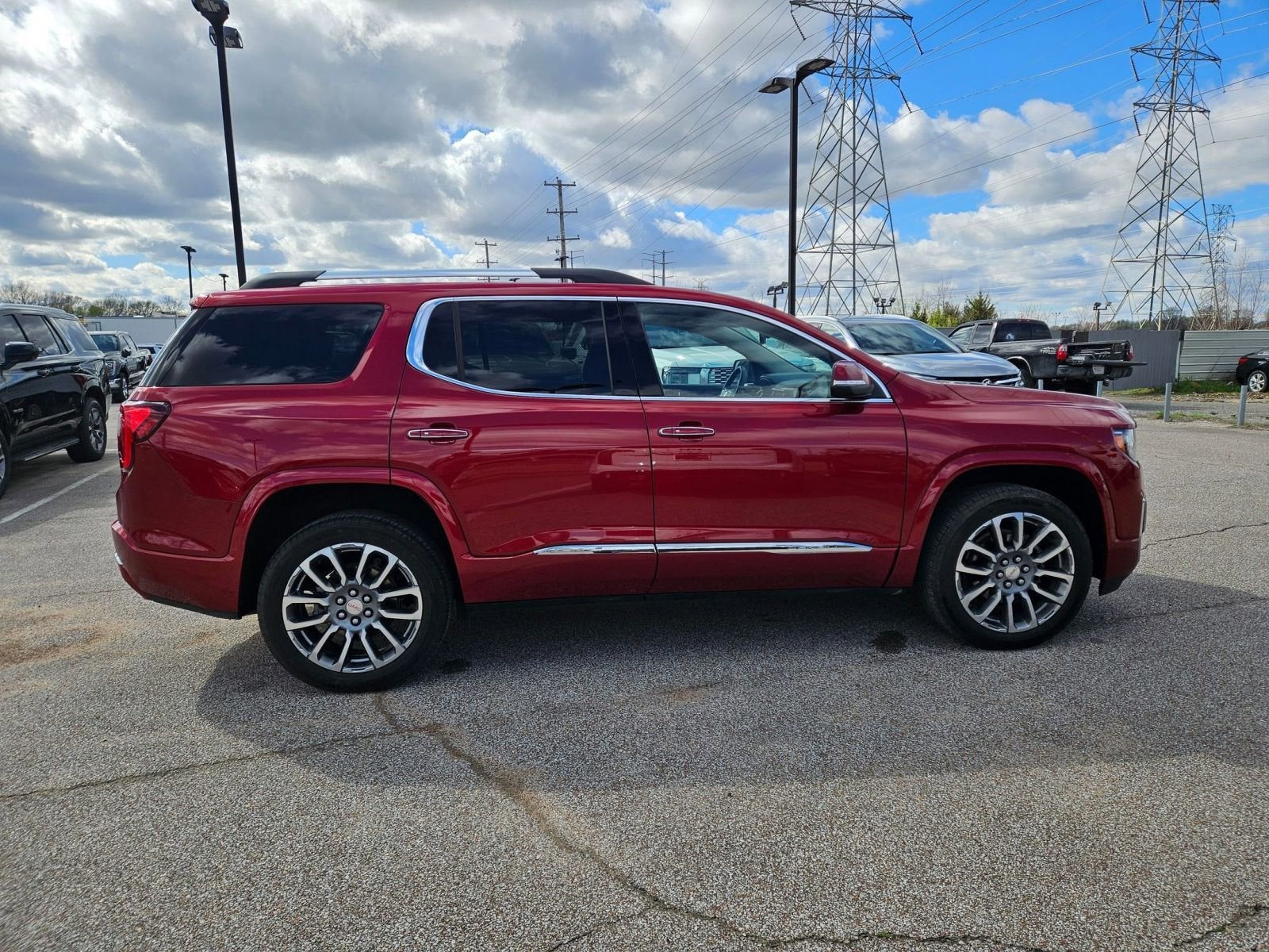 2023 GMC Acadia Denali
