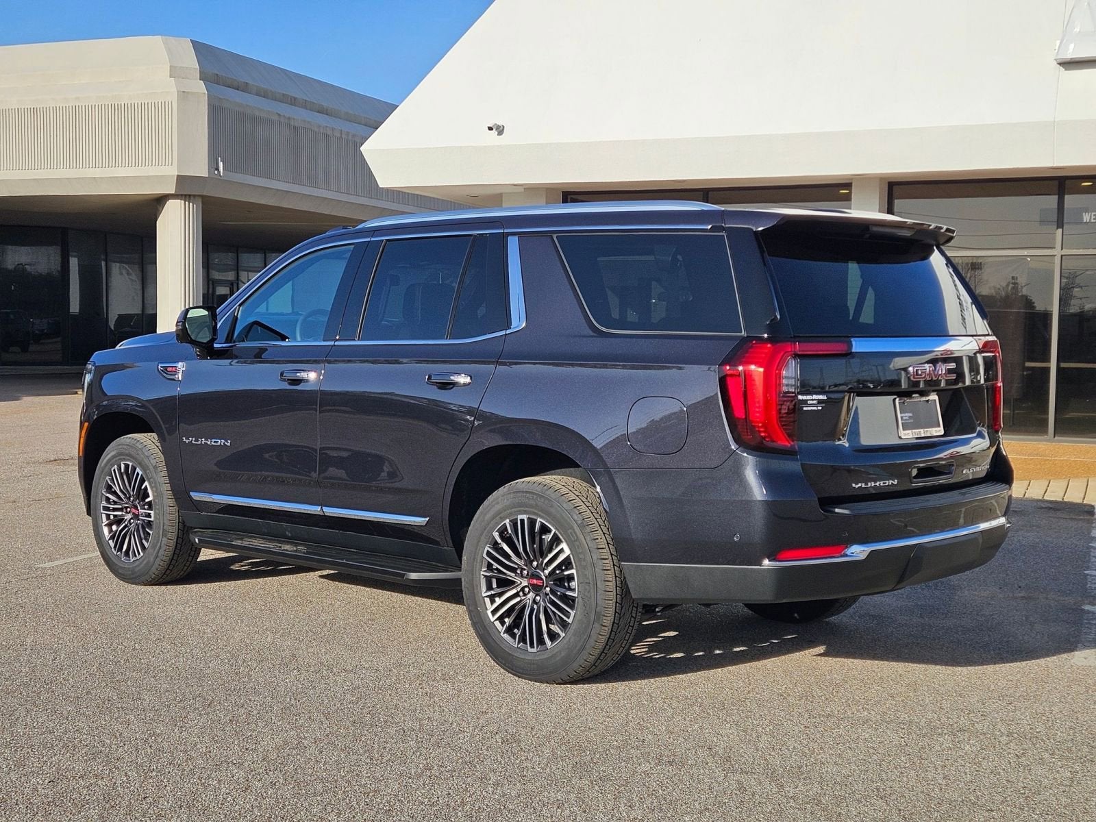 2026 GMC Yukon Elevation