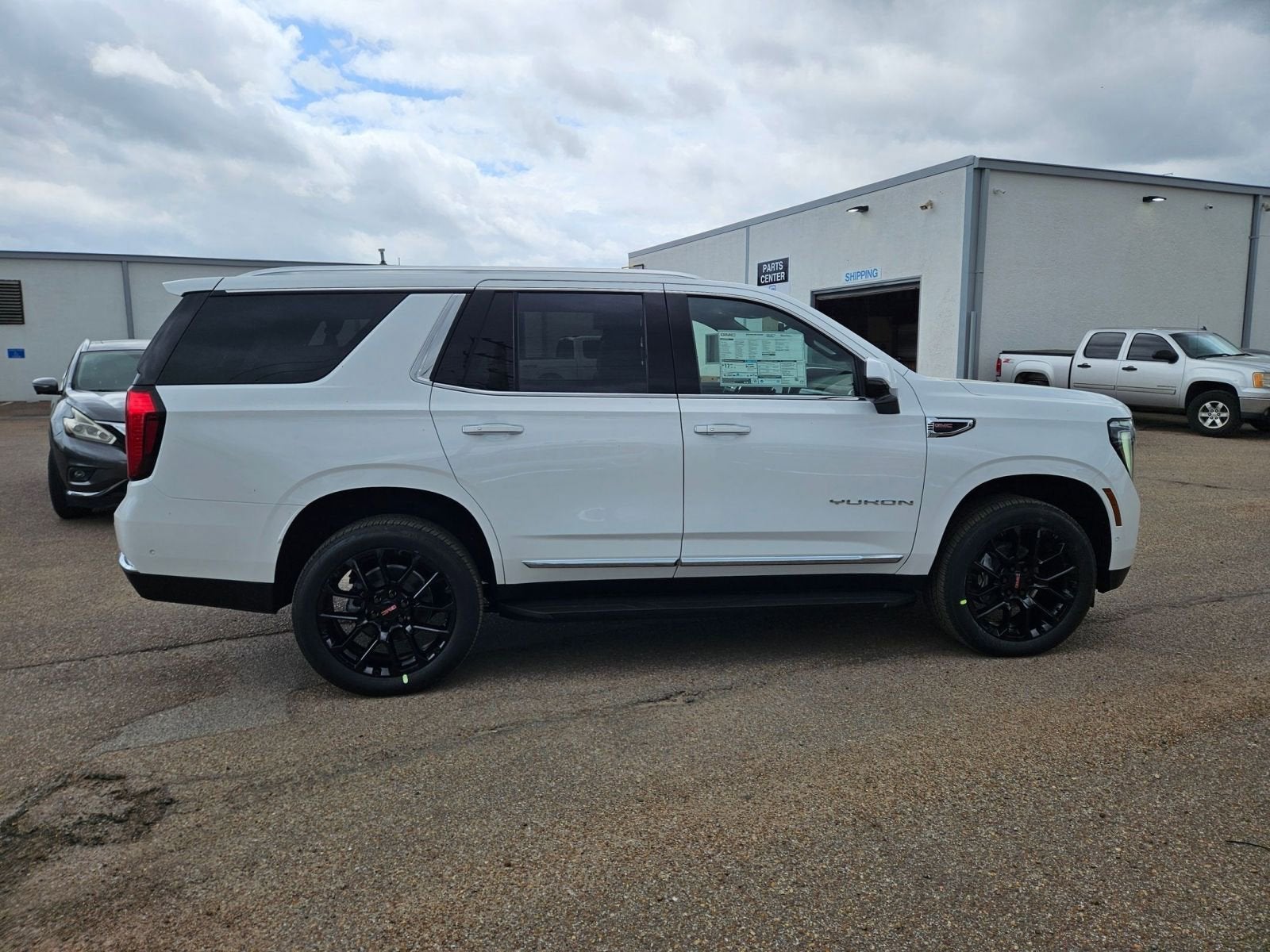 2026 GMC Yukon Elevation