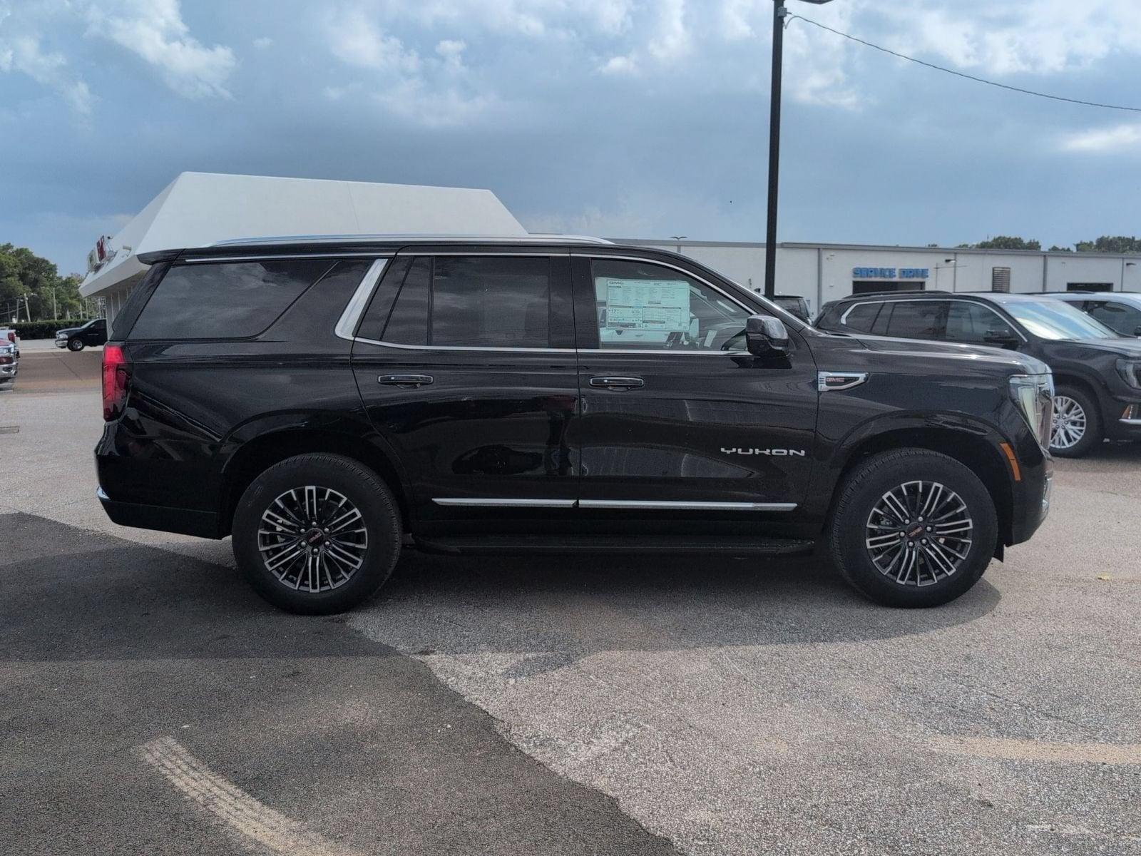 2026 GMC Yukon Elevation