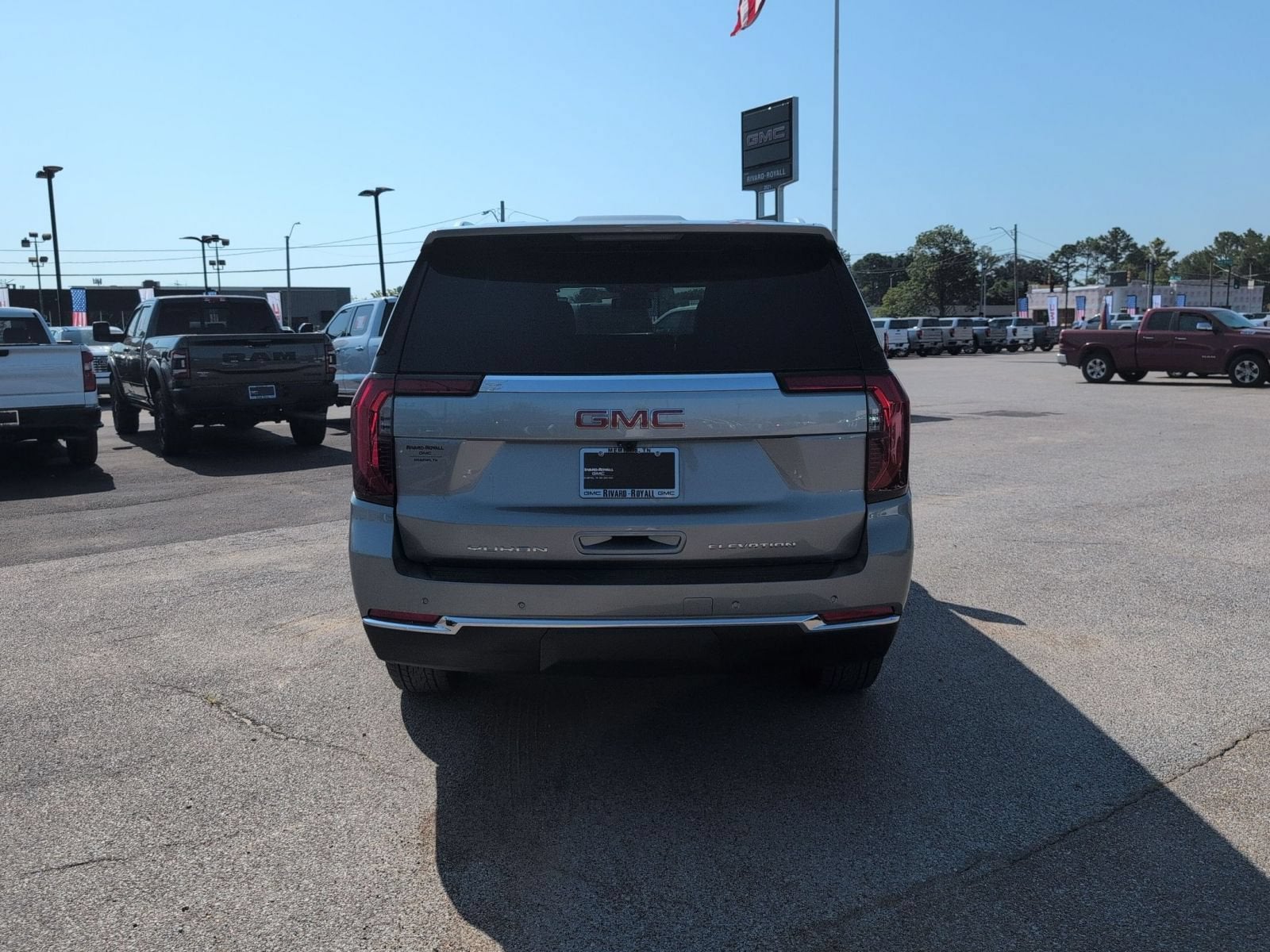 2026 GMC Yukon Elevation