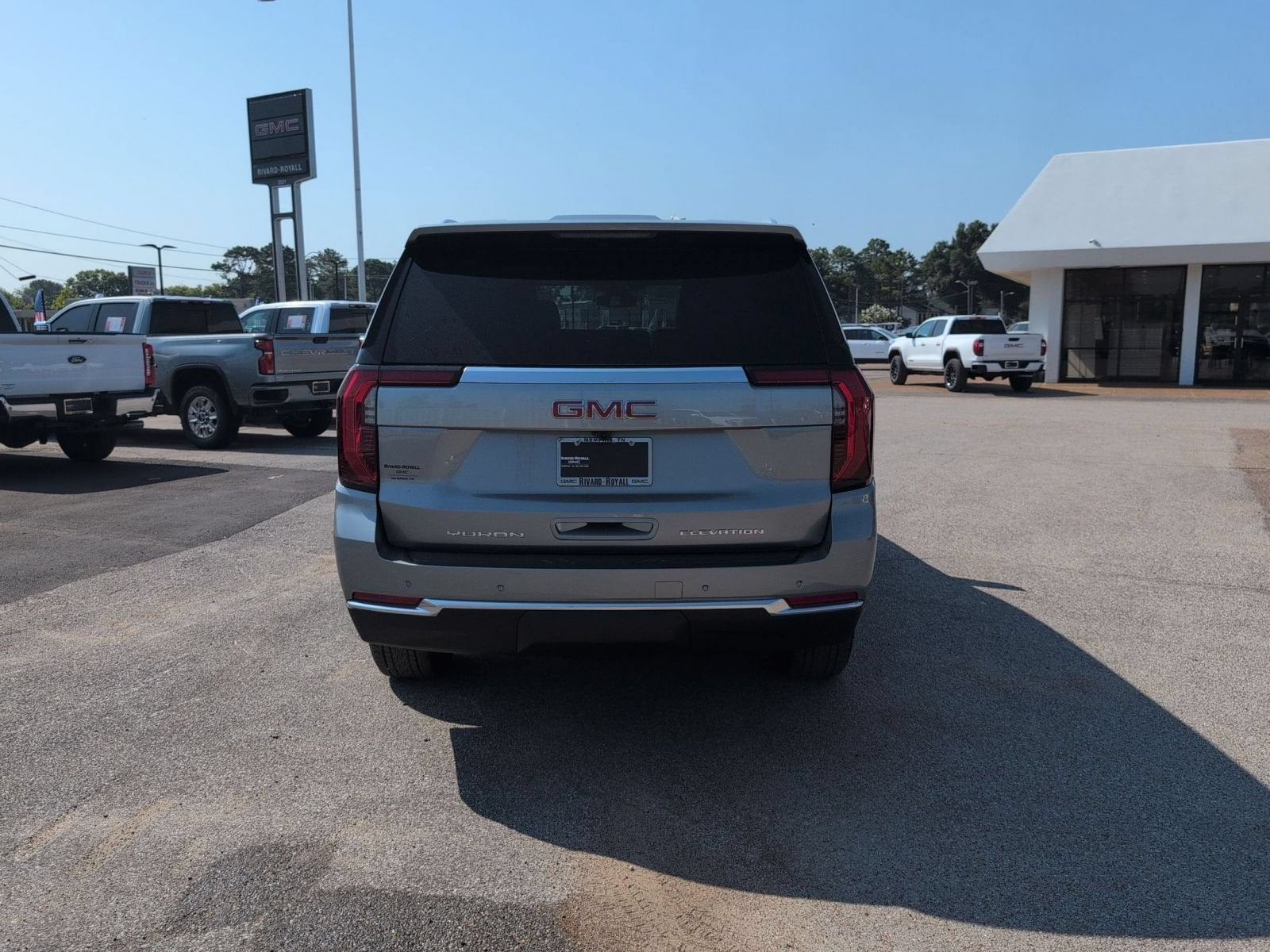 2026 GMC Yukon Elevation