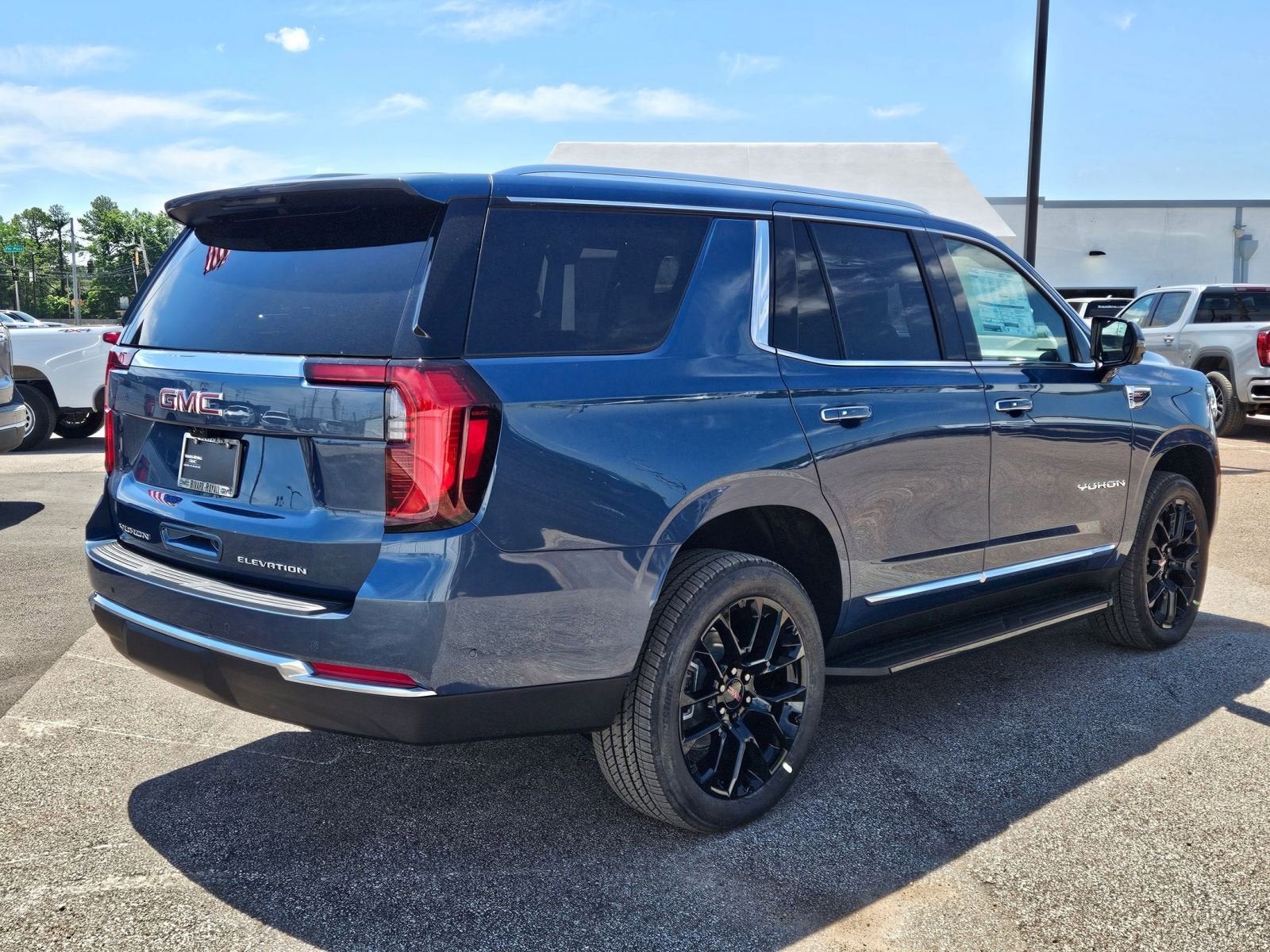 2026 GMC Yukon Elevation