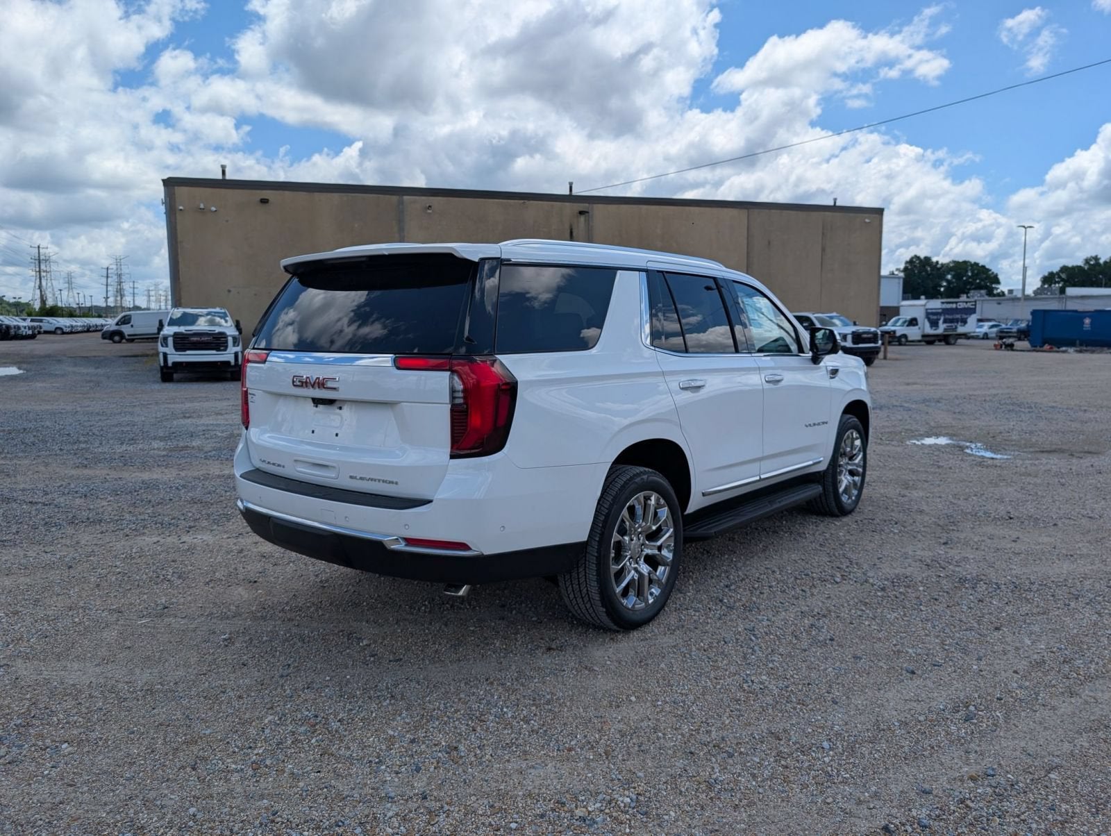 2026 GMC Yukon Elevation