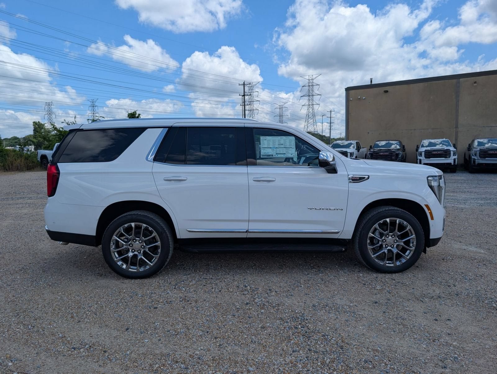 2026 GMC Yukon Elevation