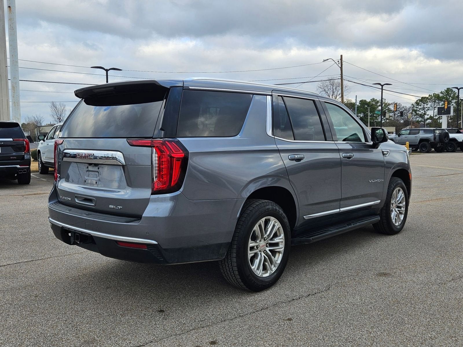 2022 GMC Yukon SLT